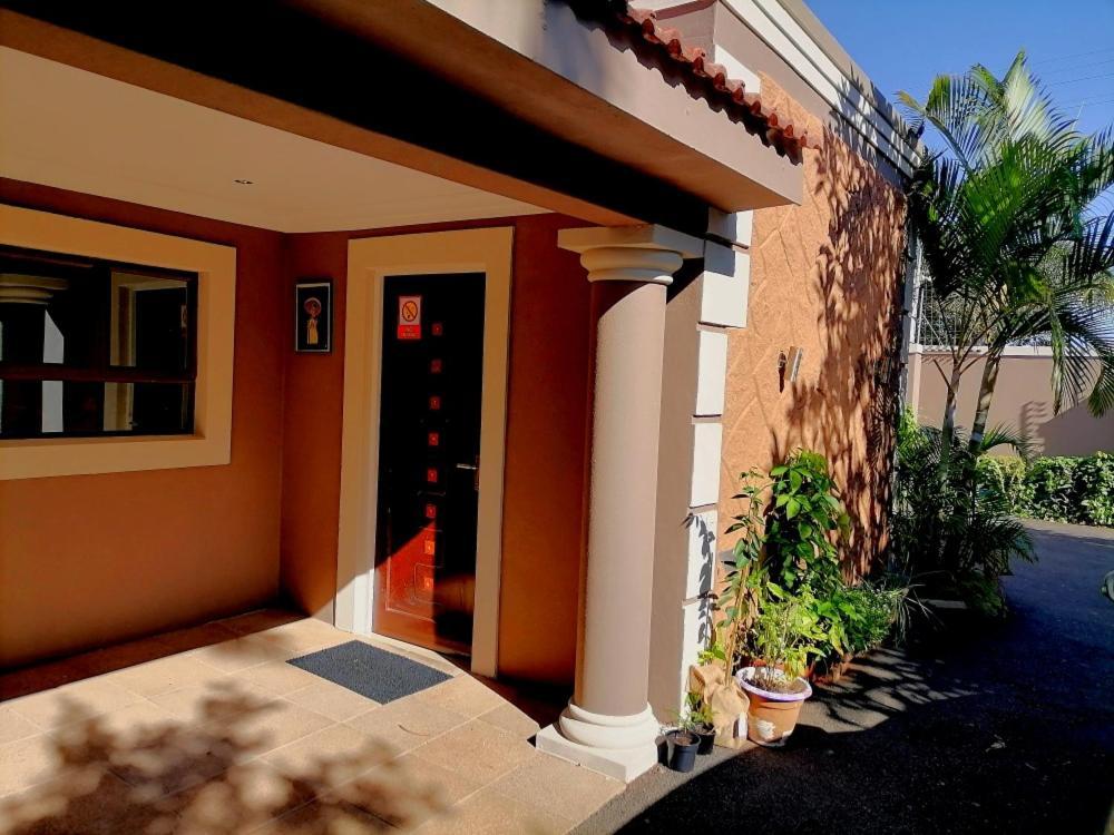 Illovo Beach House Amanzimtoti Extérieur photo